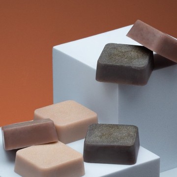 Το Breakfast Glow Melt περιλαμβάνει 3 διαφορετικές μυρωδιές: οι δύο κύβοι έχουν νότες από μέλι και γάλα, οι άλλοι δύο έχουν νότες από φρεσκοκαβουρδισμένο καφέ και οι δύο τελευταίοι έχουν νότες από ζέστη σοκολάτα βιενουά!

Το Breakfast Glow Melt είναι το ιδανικό δώρο για εσάς και τους αγαπημένους σας!

www.coco.com.gr 

#breakfast #glowmelt #melt #waxmelt #home #greece